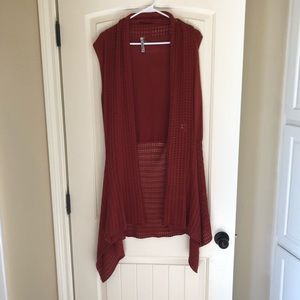 Miilla - Sleeveless Draped Cardigan